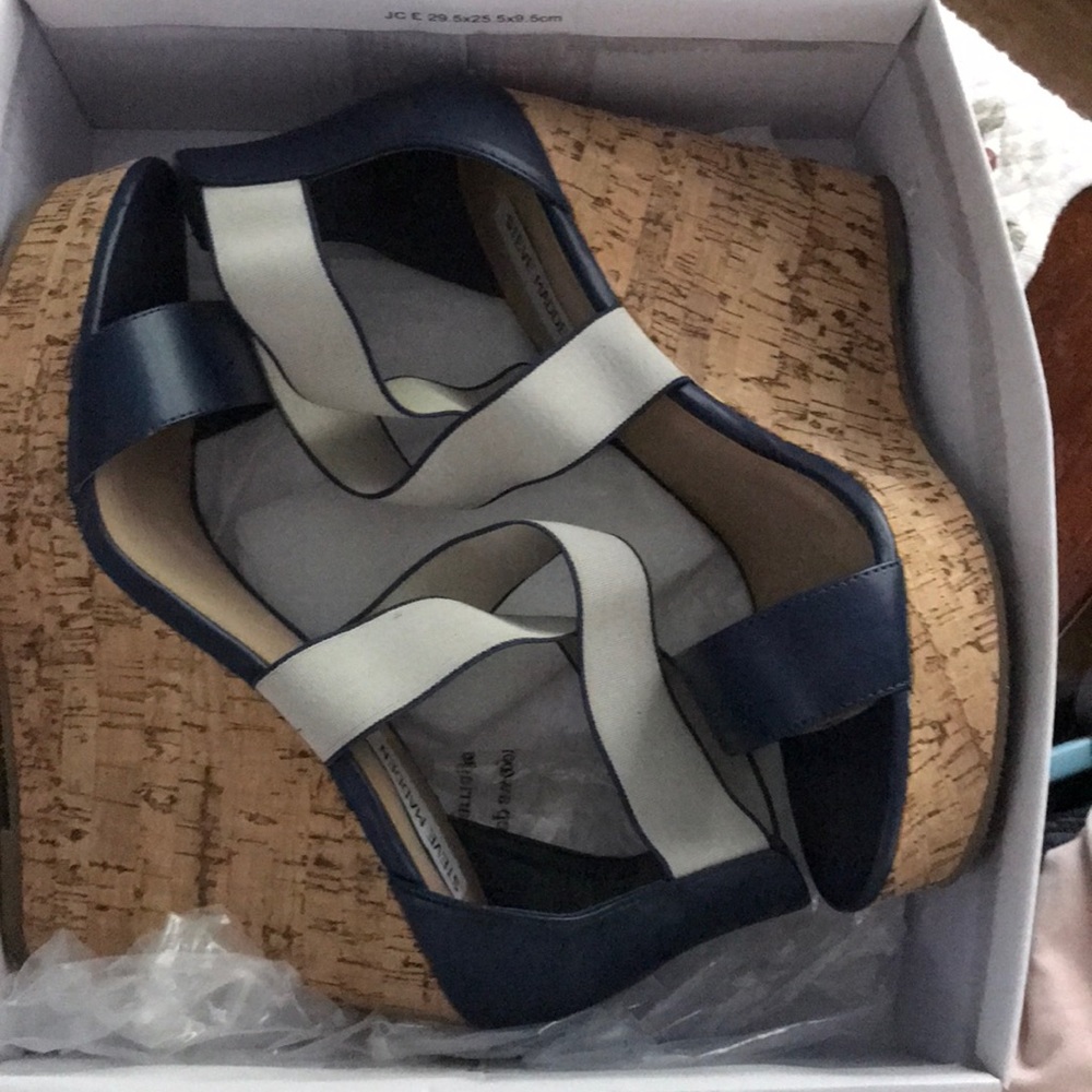Steve Madden wedge